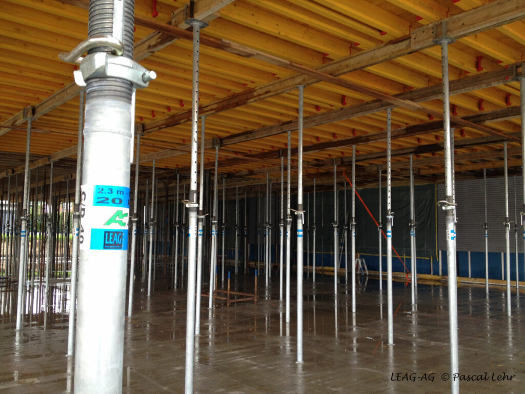 Étais type EN – 1065